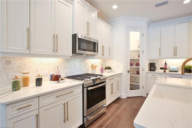 4235 Pegasus WAY, Naples, FL 34120