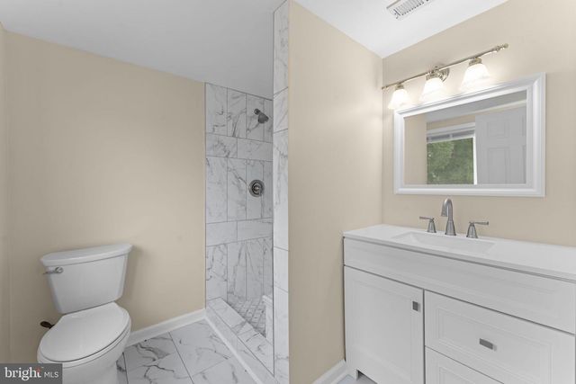 11605 PARKGATE DR, Nokesville, VA 20181