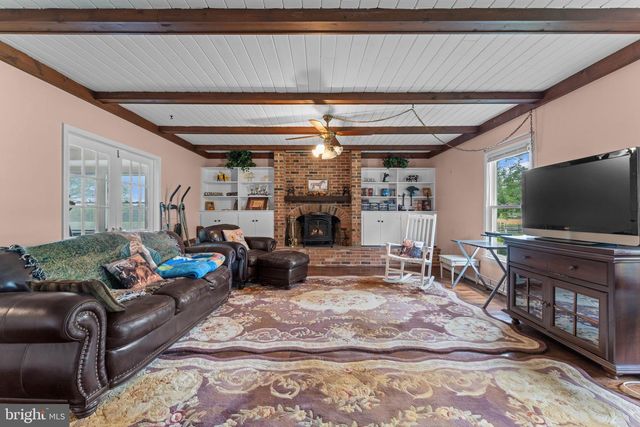 11605 PARKGATE DR, Nokesville, VA 20181