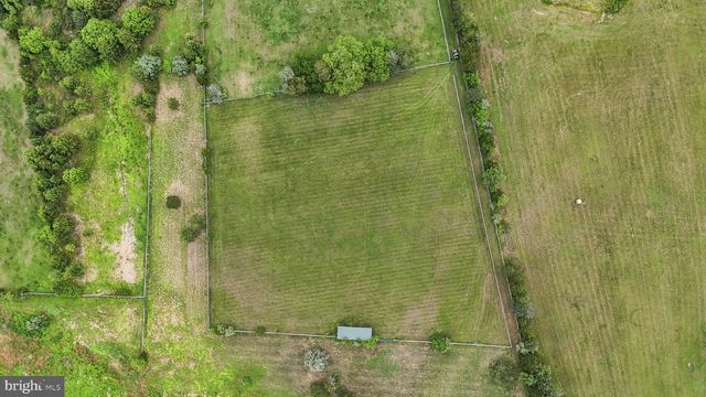 11605 PARKGATE DR, Nokesville, VA 20181