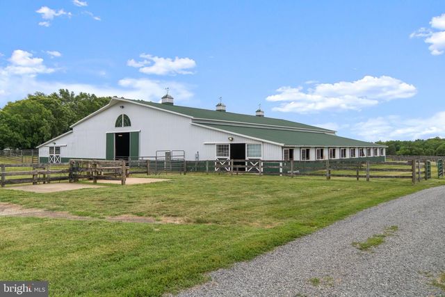11605 PARKGATE DR, Nokesville, VA 20181