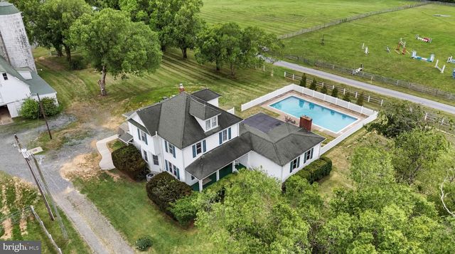 11605 PARKGATE DR, Nokesville, VA 20181