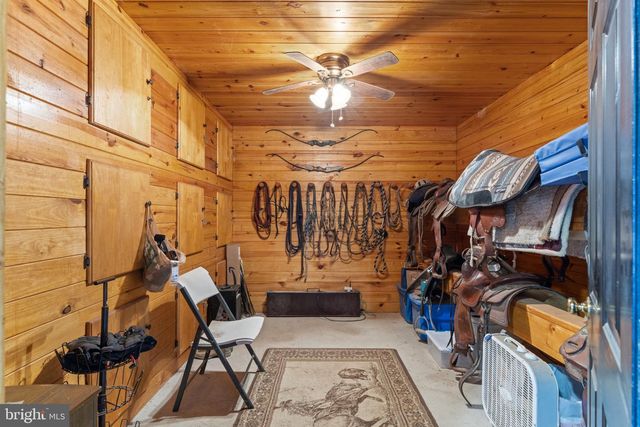 11605 PARKGATE DR, Nokesville, VA 20181