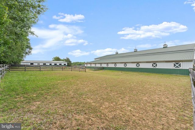 11605 PARKGATE DR, Nokesville, VA 20181