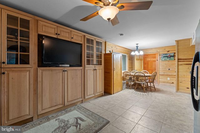 11605 PARKGATE DR, Nokesville, VA 20181