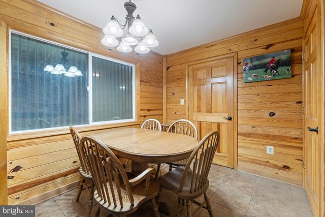 11605 PARKGATE DR, Nokesville, VA 20181