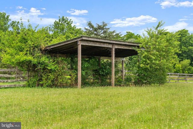 11605 PARKGATE DR, Nokesville, VA 20181