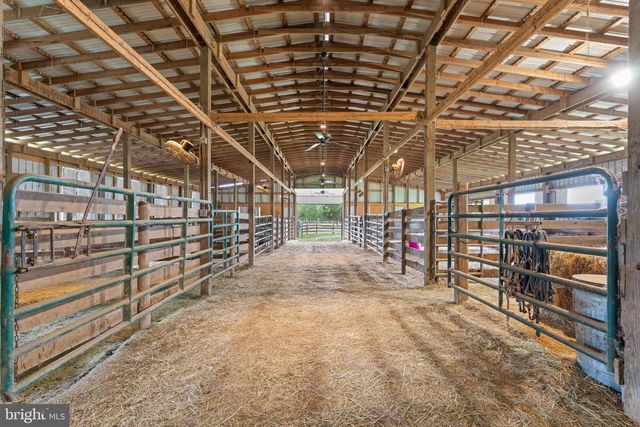 11605 PARKGATE DR, Nokesville, VA 20181