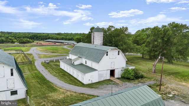 11605 PARKGATE DR, Nokesville, VA 20181