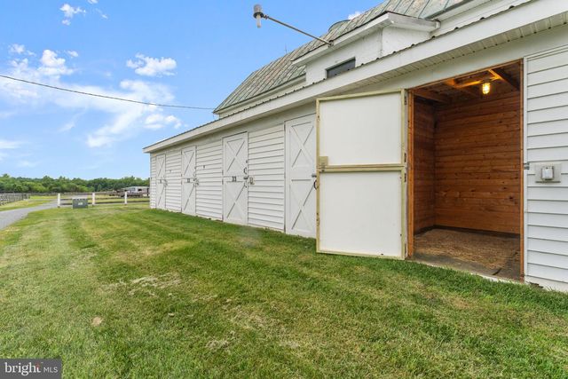 11605 PARKGATE DR, Nokesville, VA 20181