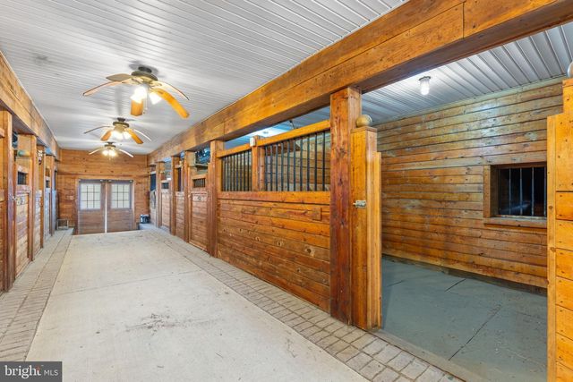 11605 PARKGATE DR, Nokesville, VA 20181