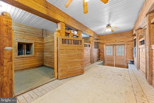 11605 PARKGATE DR, Nokesville, VA 20181