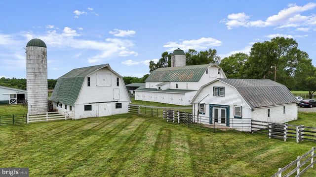 11605 PARKGATE DR, Nokesville, VA 20181