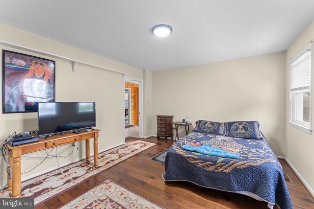 11605 PARKGATE DR, Nokesville, VA 20181