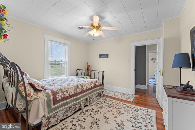 11605 PARKGATE DR, Nokesville, VA 20181