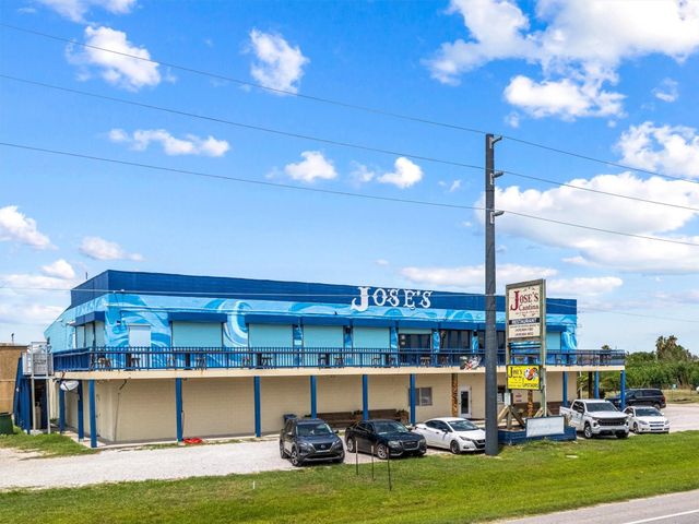 332 Atkinson Street, Port Bolivar, TX 77650