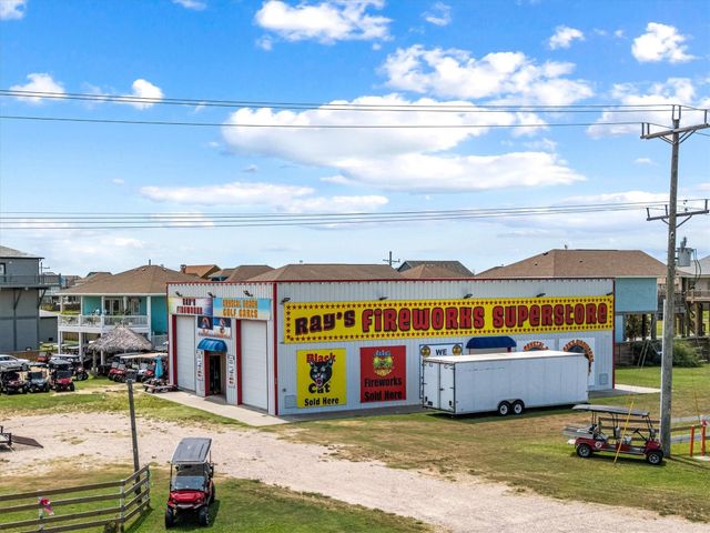 332 Atkinson Street, Port Bolivar, TX 77650