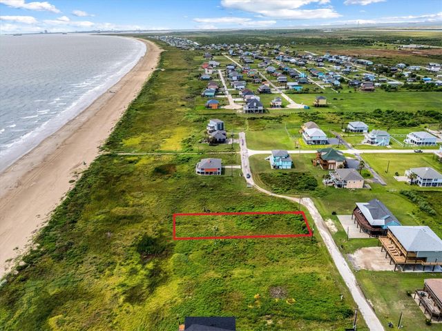 332 Atkinson Street, Port Bolivar, TX 77650