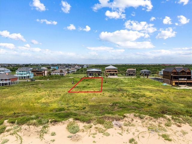 332 Atkinson Street, Port Bolivar, TX 77650
