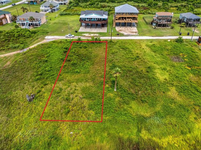 332 Atkinson Street, Port Bolivar, TX 77650