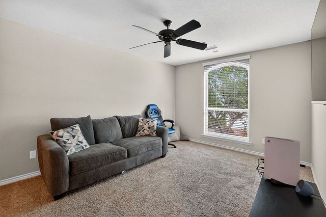 6000 Oak Creek, Midland, TX 79707