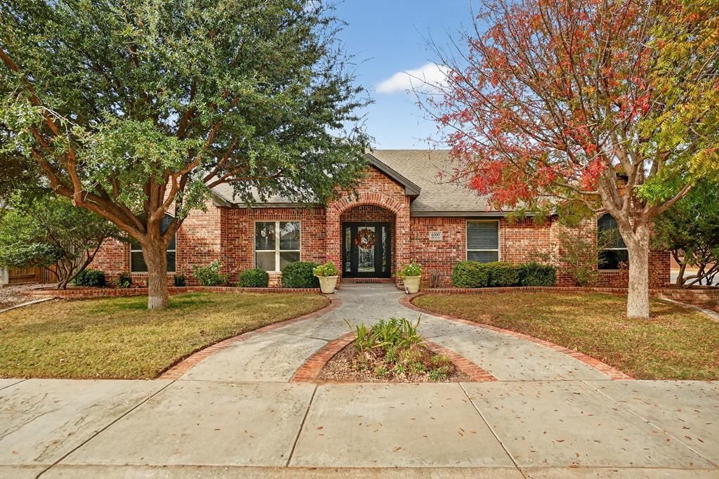 6000 Oak Creek, Midland, TX 79707