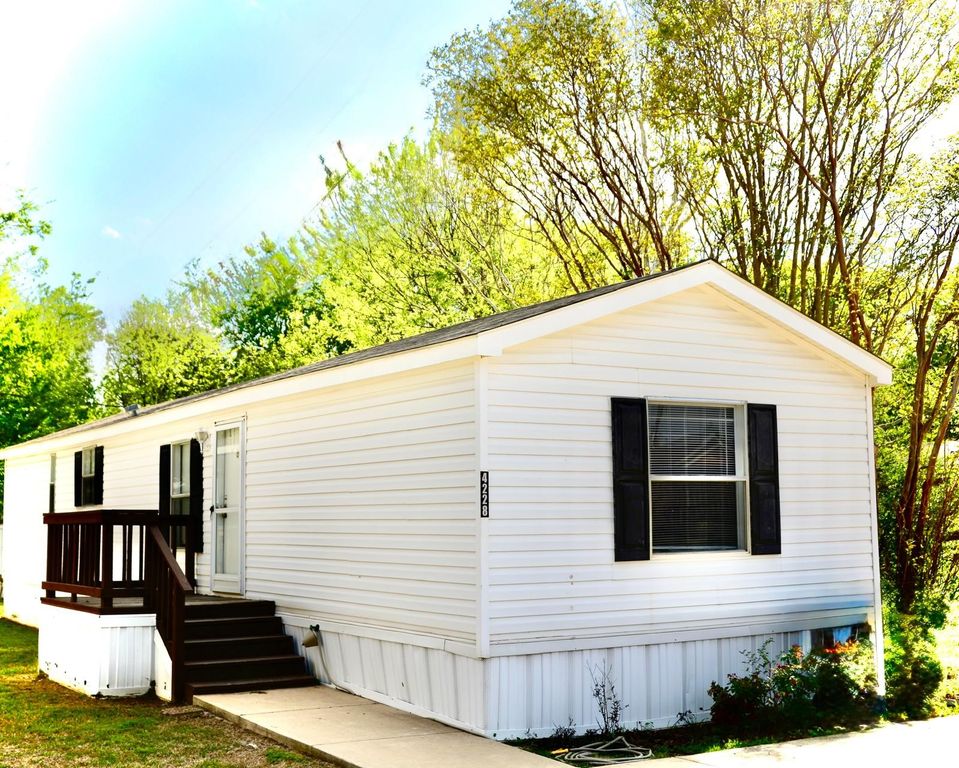 4228 Satellite Drive, Fort Worth, TX 76244