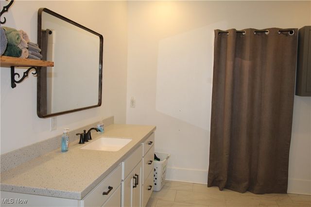 822 W Market Street, Orrville, OH 44667