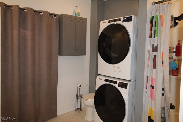 822 W Market Street, Orrville, OH 44667