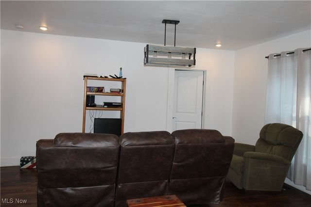 822 W Market Street, Orrville, OH 44667