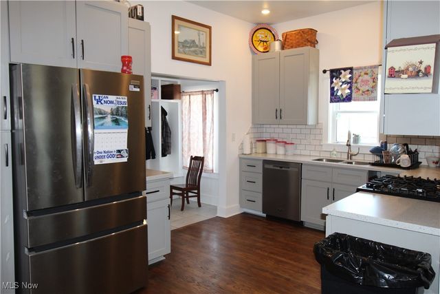 822 W Market Street, Orrville, OH 44667