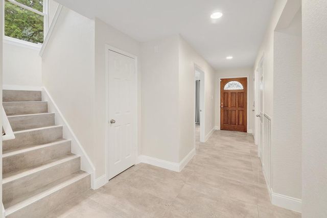 4605 Beechwood HOLW, Austin, TX 78731