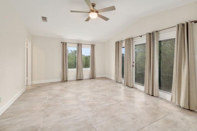 4605 Beechwood HOLW, Austin, TX 78731