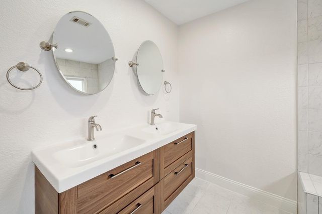 4605 Beechwood HOLW, Austin, TX 78731