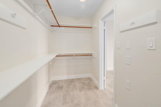 4605 Beechwood HOLW, Austin, TX 78731