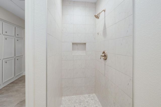 4605 Beechwood HOLW, Austin, TX 78731