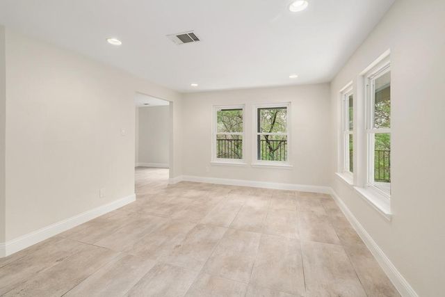 4605 Beechwood HOLW, Austin, TX 78731