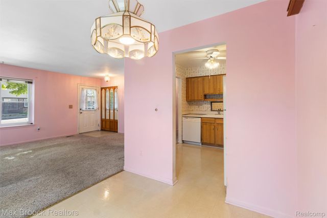35278 Bristlecone, Clinton Charter Township, MI 48035