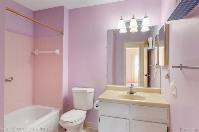 35278 Bristlecone, Clinton Charter Township, MI 48035