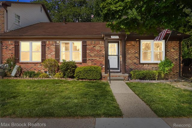 35278 Bristlecone, Clinton Charter Township, MI 48035