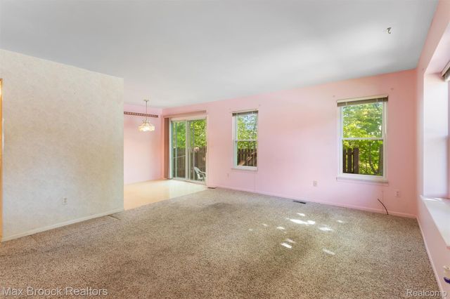 35278 Bristlecone, Clinton Charter Township, MI 48035