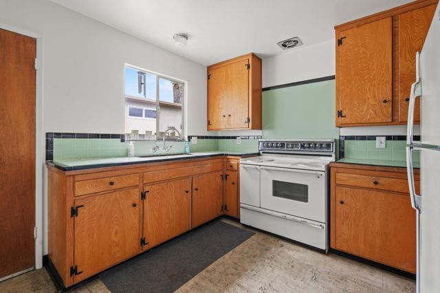 1079 Wheeler Street, Seaside, CA 93955