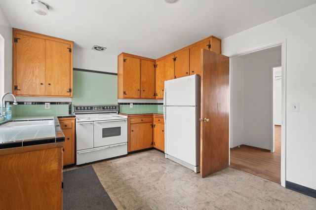 1079 Wheeler Street, Seaside, CA 93955