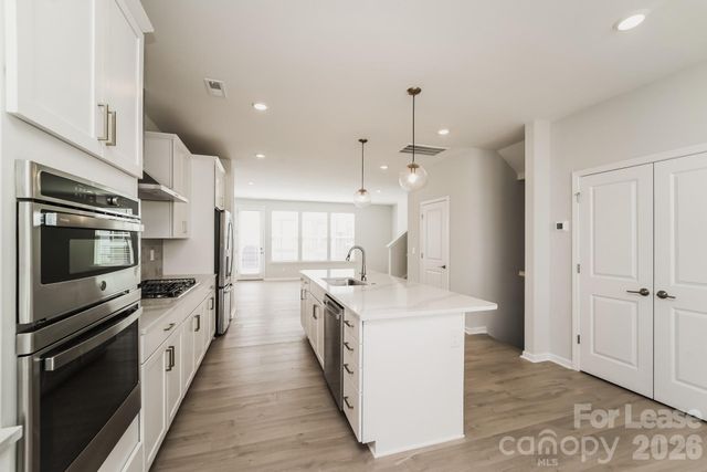 908 Mary Max Drive, Davidson, NC 28036