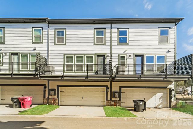 908 Mary Max Drive, Davidson, NC 28036