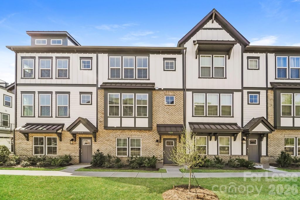 908 Mary Max Drive, Davidson, NC 28036