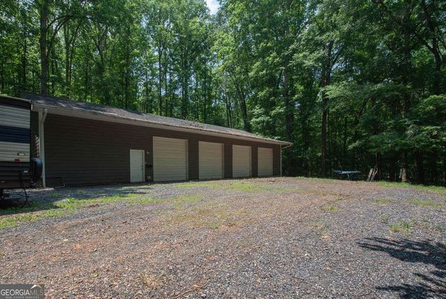 2235 WEST Road, Williamson, GA 30292