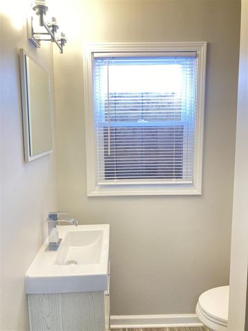 16452 Bringard Drive, Detroit, MI 48205