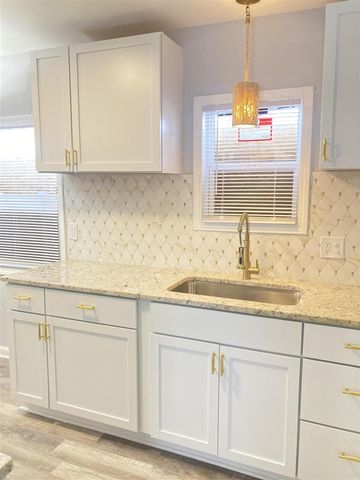 16452 Bringard Drive, Detroit, MI 48205