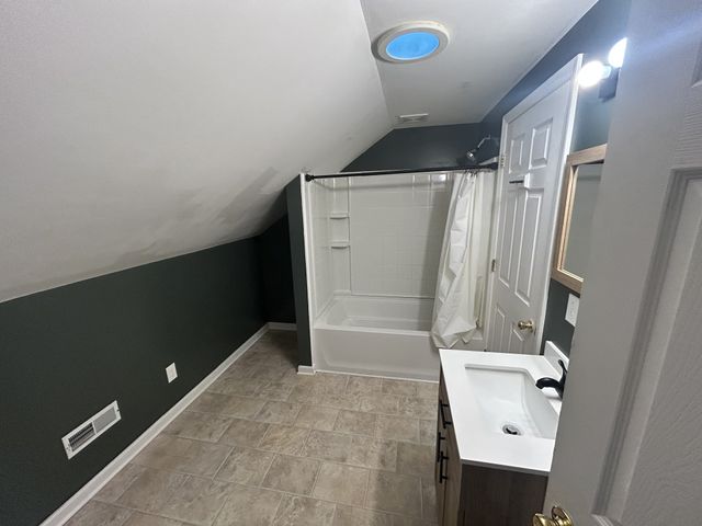 420 Inglewood Dr, Tullahoma, TN 37388